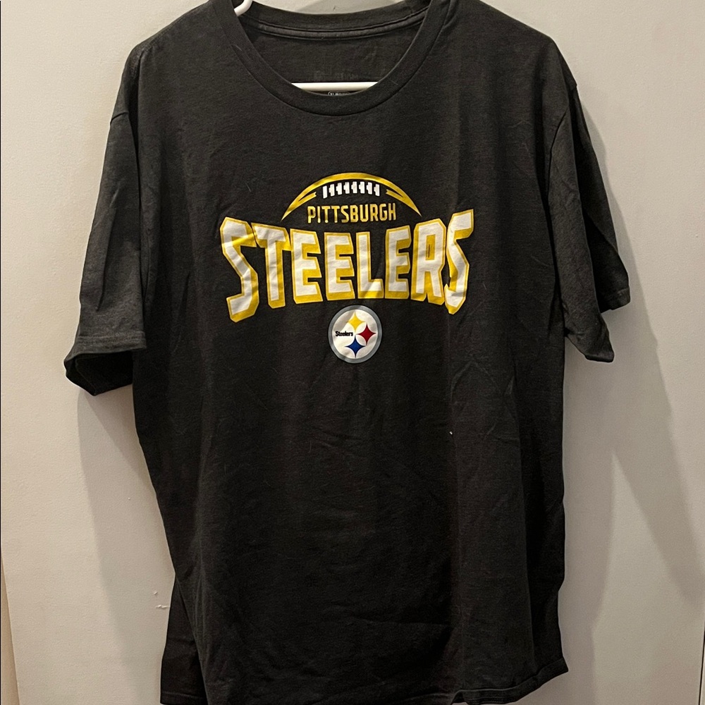 NFL Pittsburgh Steelers Black and Gold Short Sleeve Tee